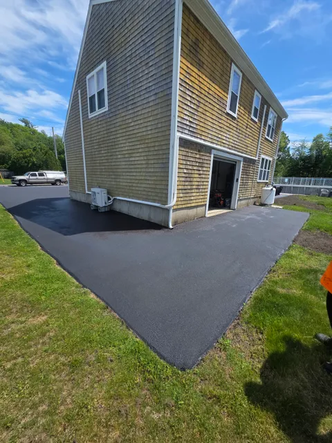 Royal Treatment Sealcoating work photo