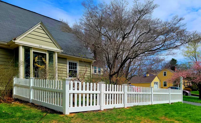 North Smithfield Fence work photo