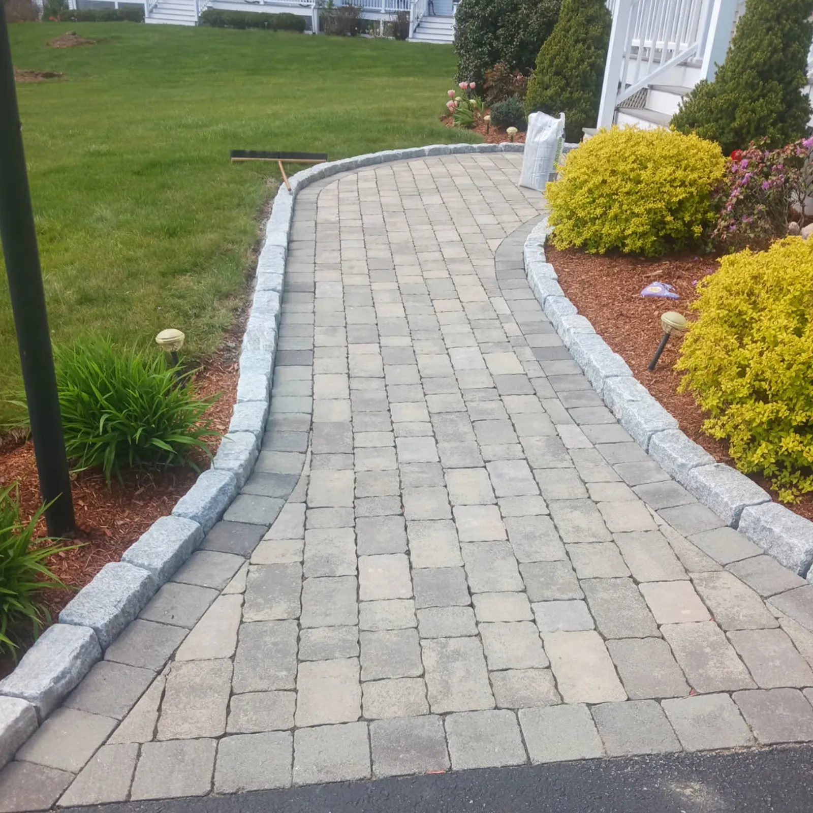 work photo from rafaelitoslandscaping.com
