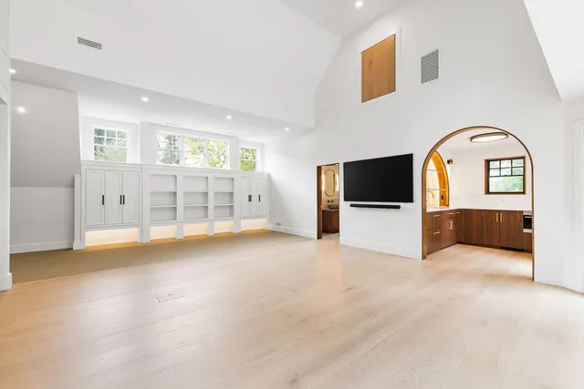 Cutler Building & Remodeling, Wellesley Massachusetts carriage house renovations, kitchen remodel, bathroom remodel, sauna, cold plunge, custom cabinetry