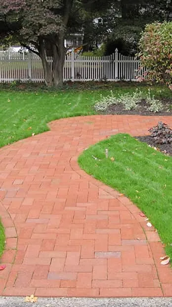 work photo from goldlandscaping.com