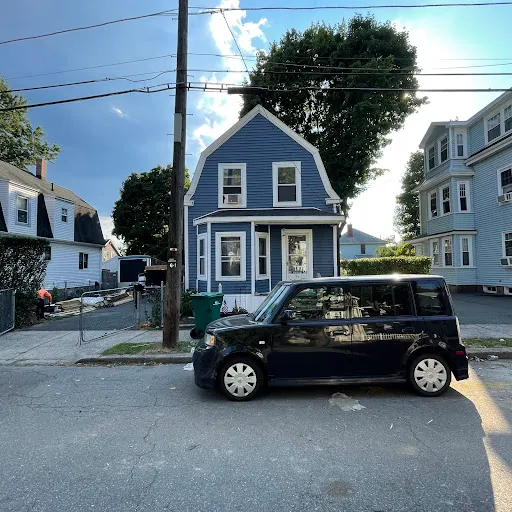 Review photo by Jonnathan Pinguil
