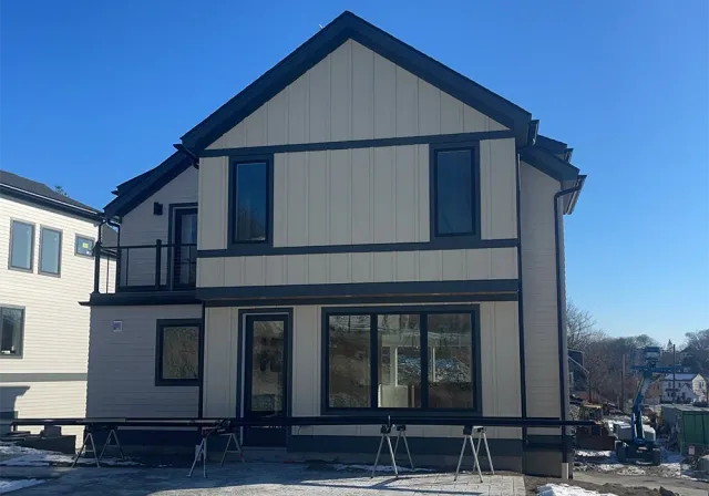 SIDING-08