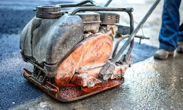 asphalt repairing