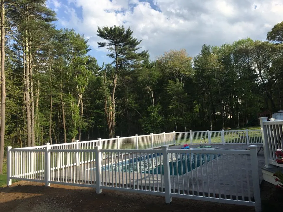 work photo from chipmanfamilyfence.com