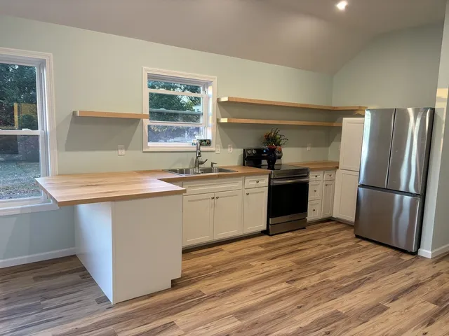 Riverbend Renovations work photo