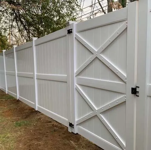work photo from devine-fence.com