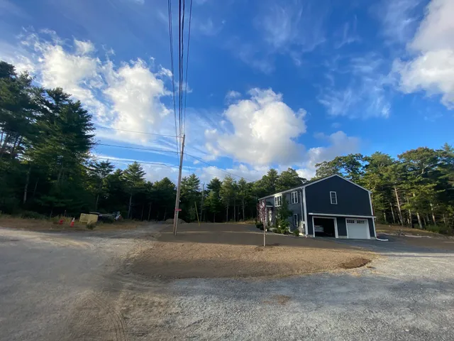 work photo from universalexcavatinghardscape.com