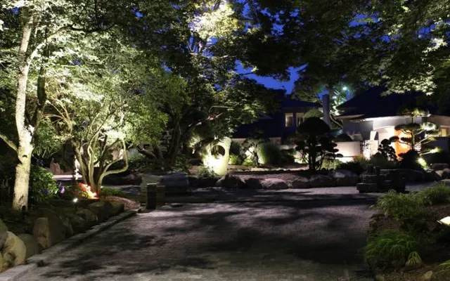 work photo from outdoorlightingdesign.com