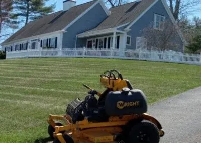 Grass-cutting-Hingham-cut-the-grass-cohasset-scituate