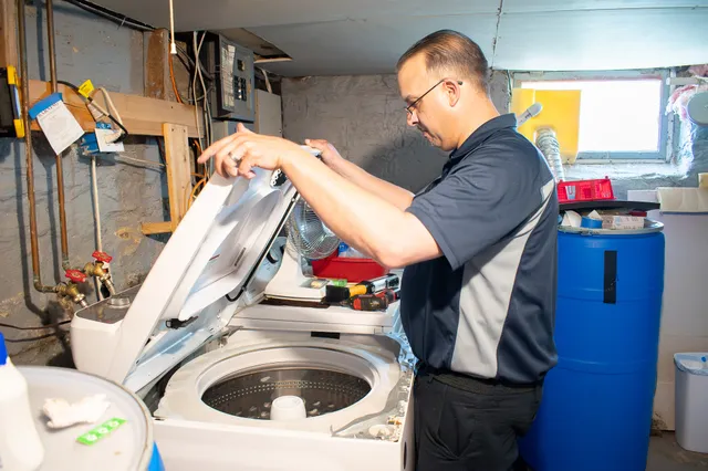 A Action Appliance Repair work photo