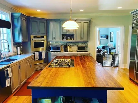 work photo from stariancountertops.com