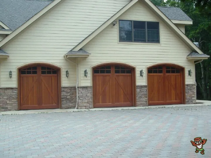 work photo from alohagaragedoors.com