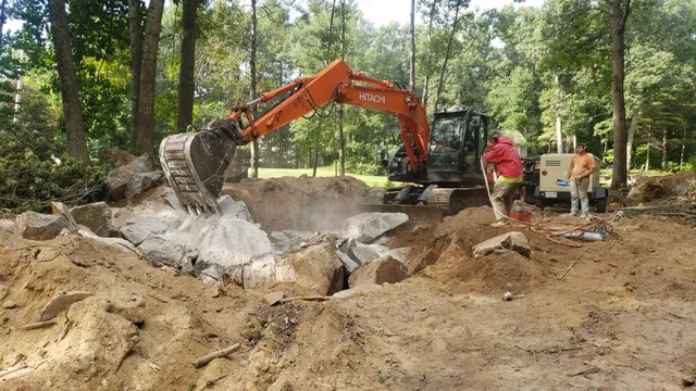 ROCK SPLITTERS work photo