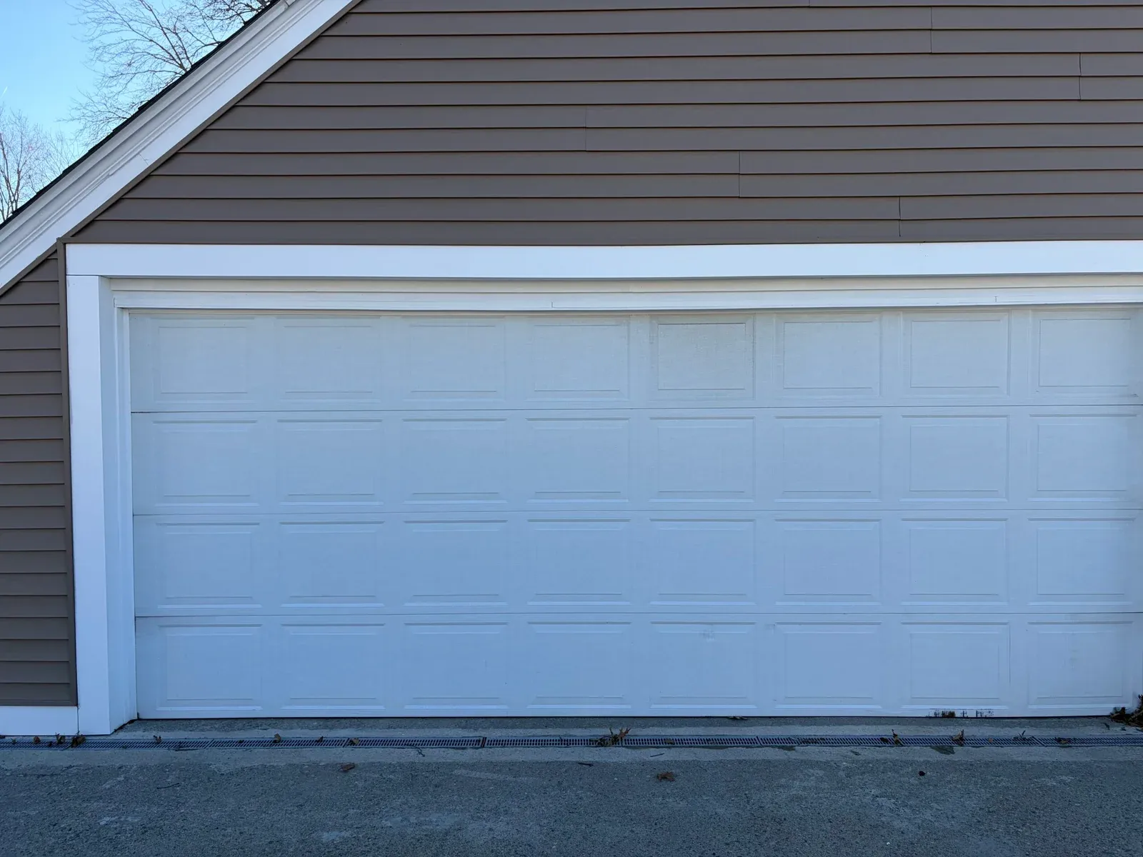 work photo from 5stargaragedoorsma.com