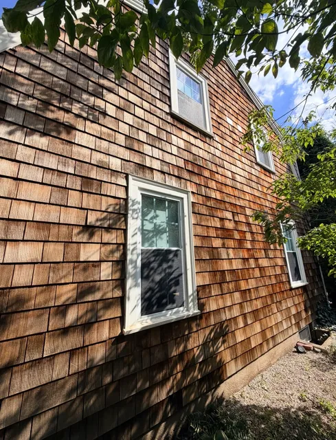 work photo from foleypressurewashingri.com