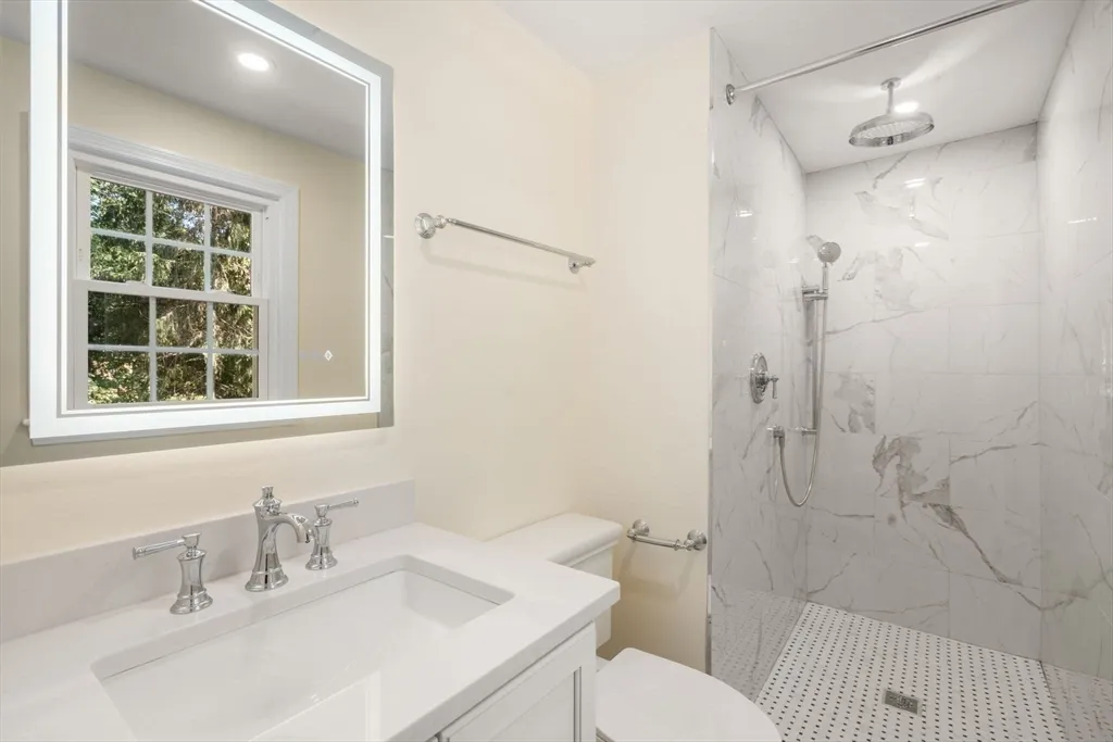 Image gallery image