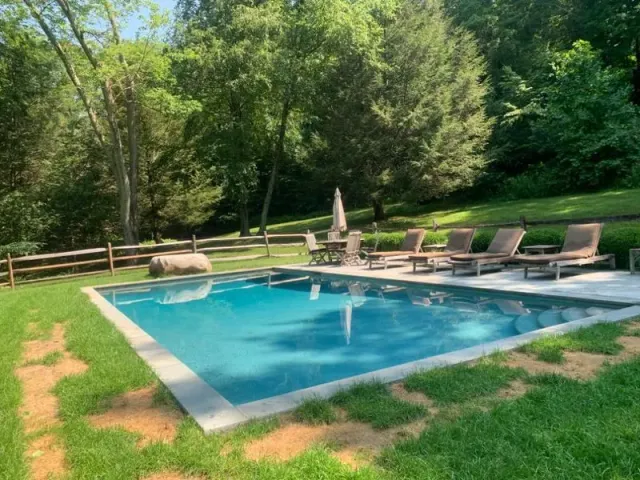 Distinctive Swimming Pools Inc work photo
