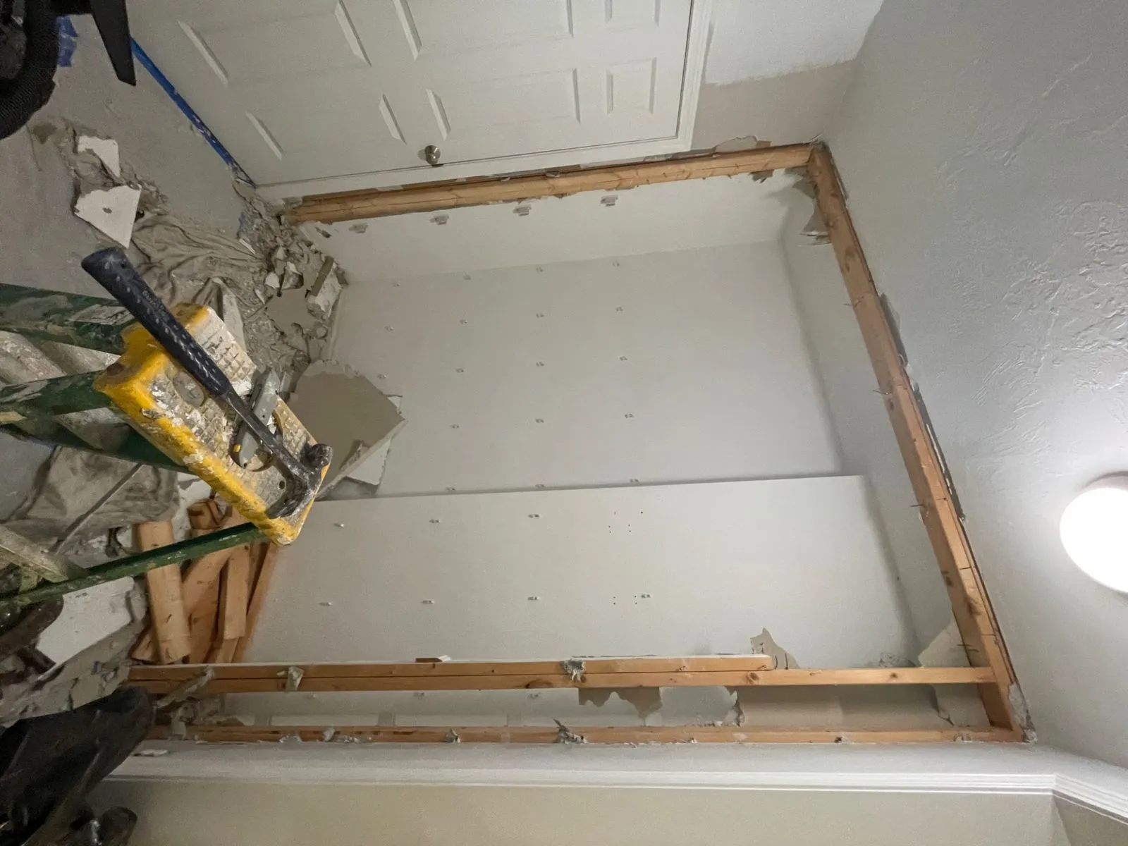 GOMES CONSTRUCTION SERVICES researched project photo
