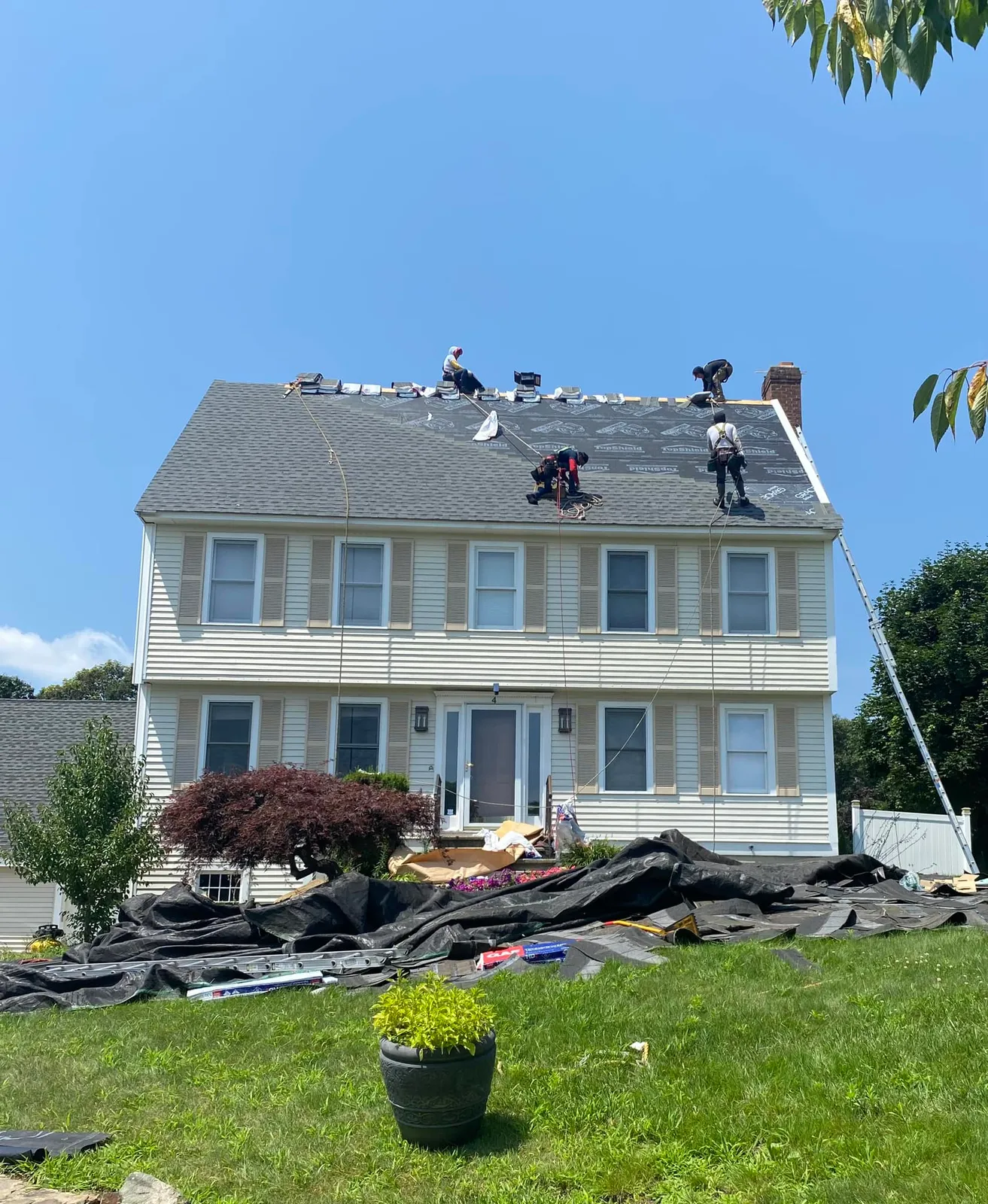work photo from strictlyroofing.com