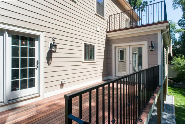 work photo from crestwoodcarpentry.com