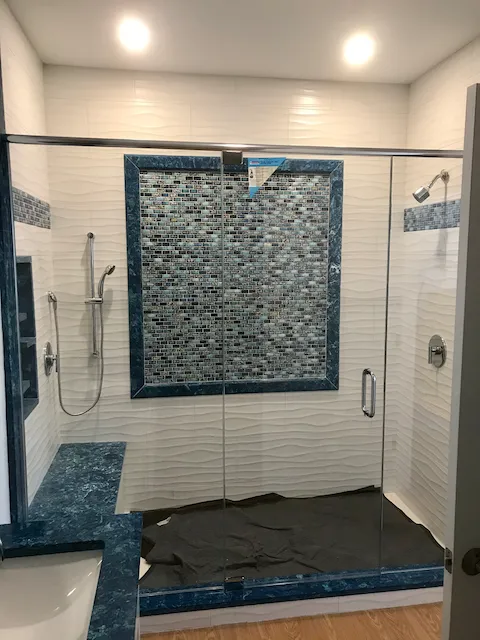 Advanced Glass & Mirror