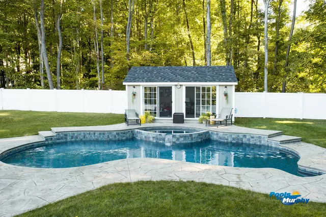 work photo from poolsbymurphy.com