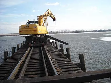 ECI Rail Constructors work photo