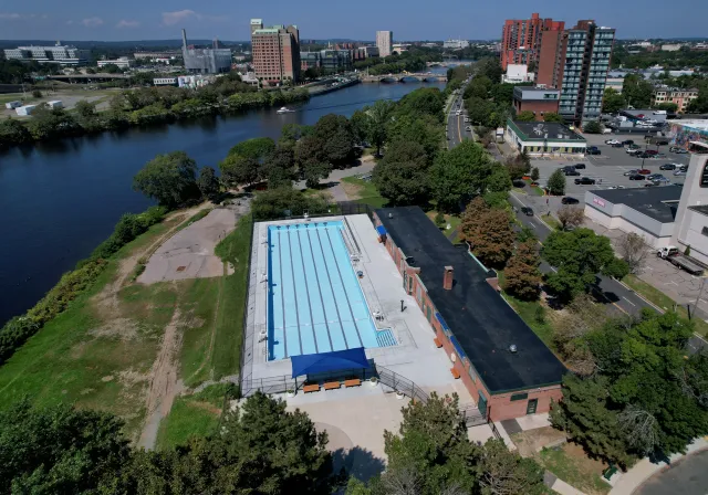 Veteran’s Memorial Poolhouse