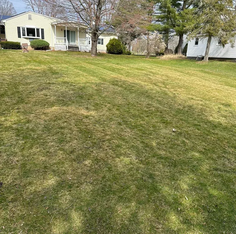 work photo from acreslandscaping-llc.com