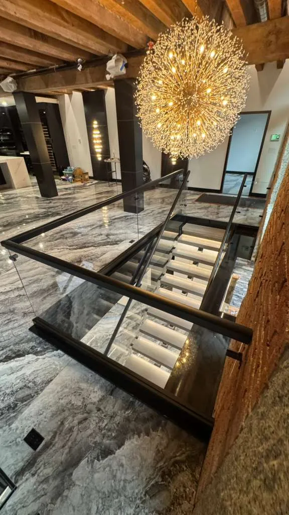 Glass by Crowne