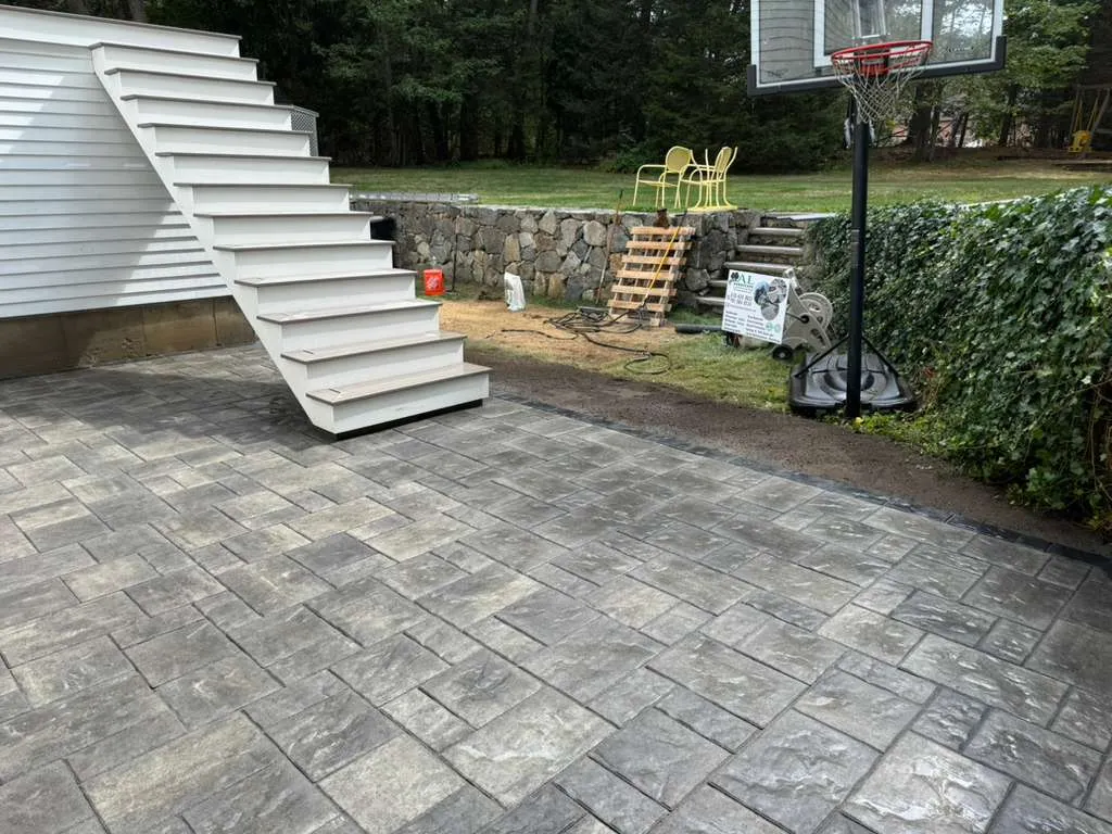work photo from alhardscapeandlandscapecorp.com