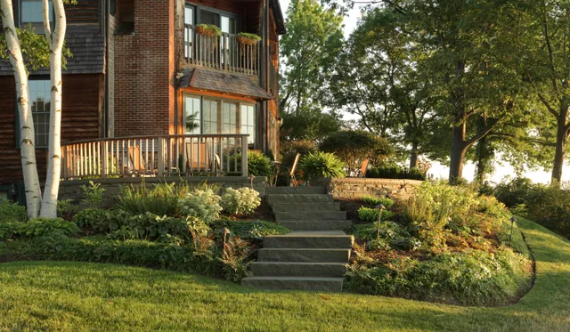 Distinctive Landscaping Inc. work photo