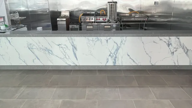 Tacos Lupita flooring
