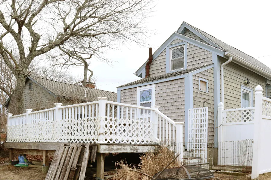 Roof, Siding & Deck Before Replacement