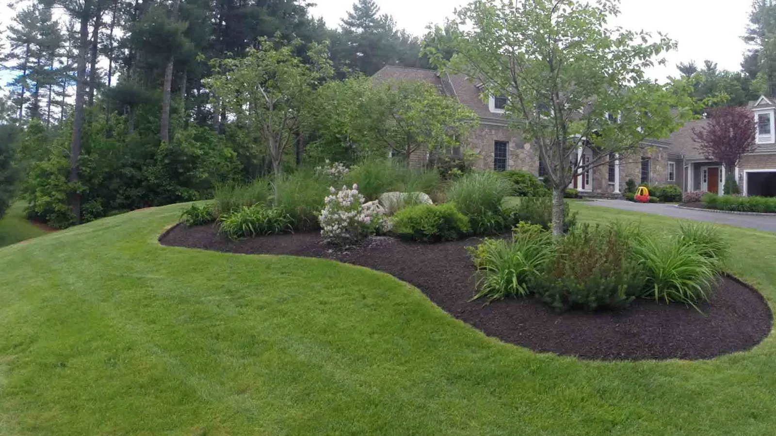 work photo from mflandscapeanddesign.com