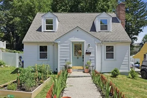 29 Magee Street Boston MA 02136
