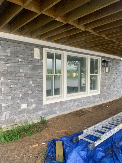 work photo from distinctivesidingandwindow.com