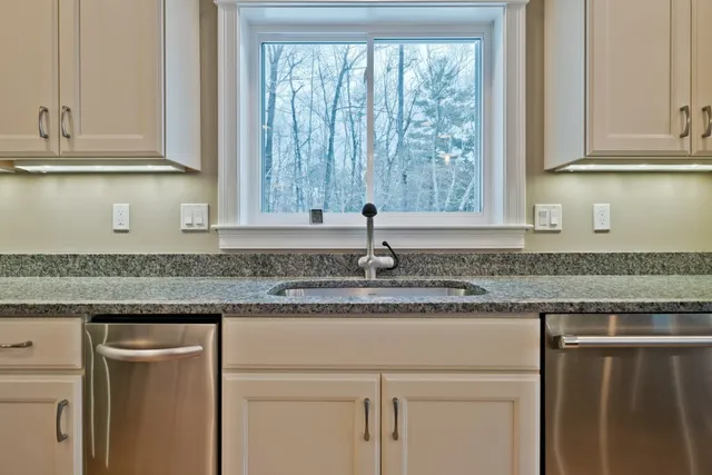 work photo from mainecohomes.com