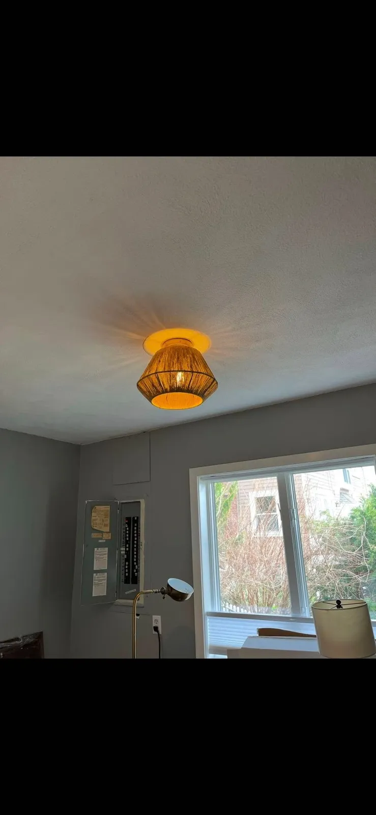 Ceiling light fixture installation