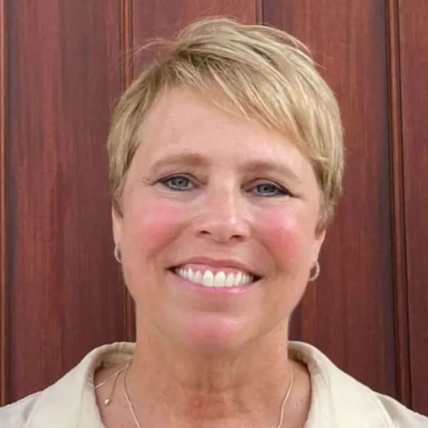 cindi haven headshot 1124