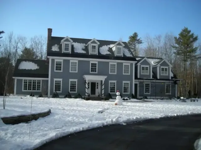 work photo from fairbanksroofingmaine.com