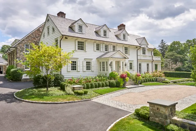 Colonial-renovation-addition-riverside-ct-exterior-w.jpg