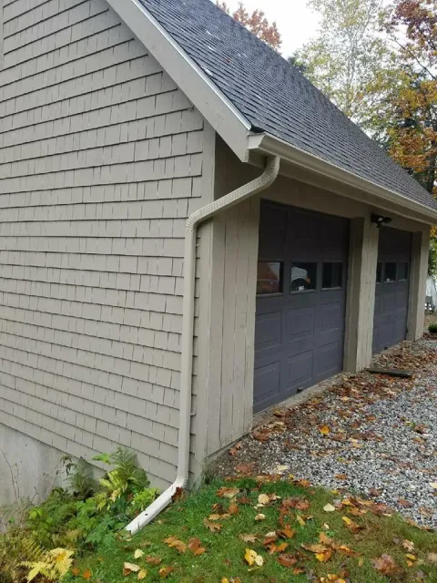 Seamless gutters on detached garage
