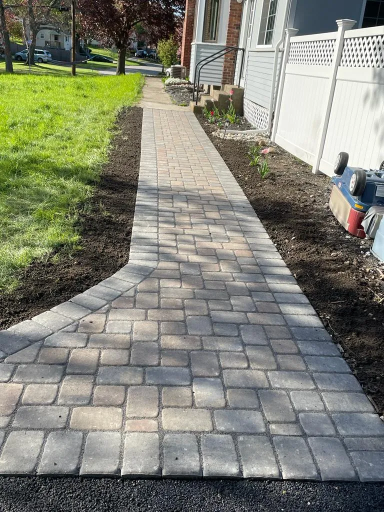 work photo from greenlandscapema.com