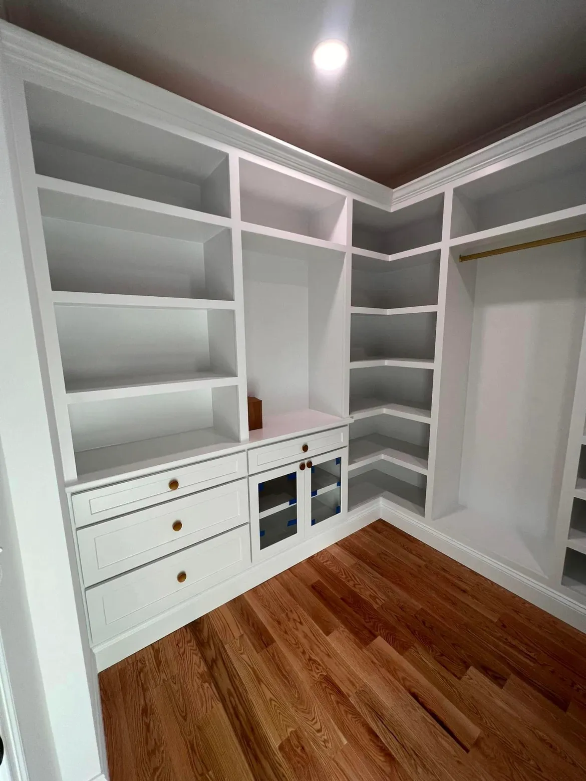 B&C FINISH SPECIALISTS LLC