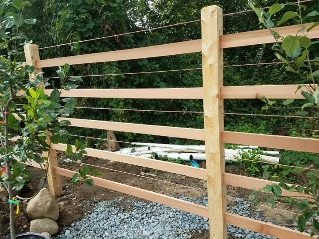 work photo from accuratefencecapecod.com