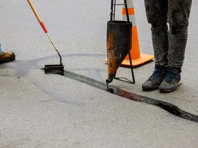 Freeze and thaw damage on asphalt in Massachusetts