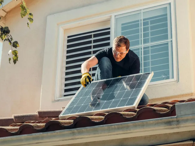 Clean solar panels in Merrimack, NH maximizing energy efficiency