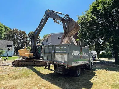 work photo from junk-bear.com